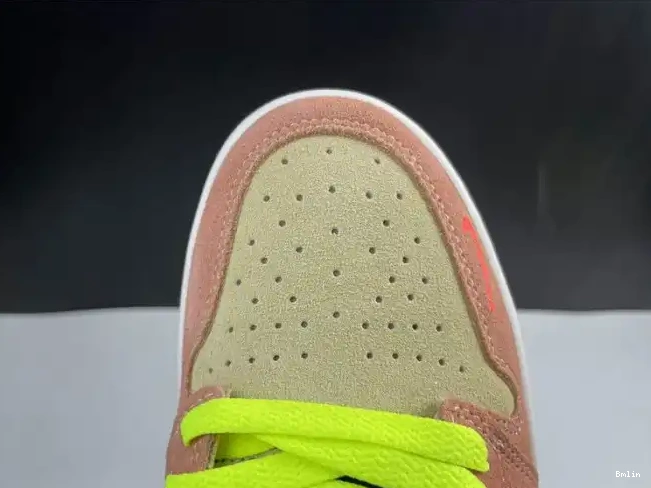 Boostmaster lin Peach High CW6576-800 Air Switch Jordan 1 0616